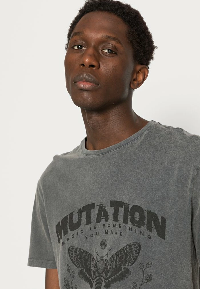 Meilleure vente ⌛ Zign MUTATION GRAPHIC T-SHIRT - T-shirt Imprimé - Grey 😍 5 Meilleure vente ⌛ Zign MUTATION GRAPHIC T-SHIRT - T-shirt Imprimé - Grey 😍 – Image 5