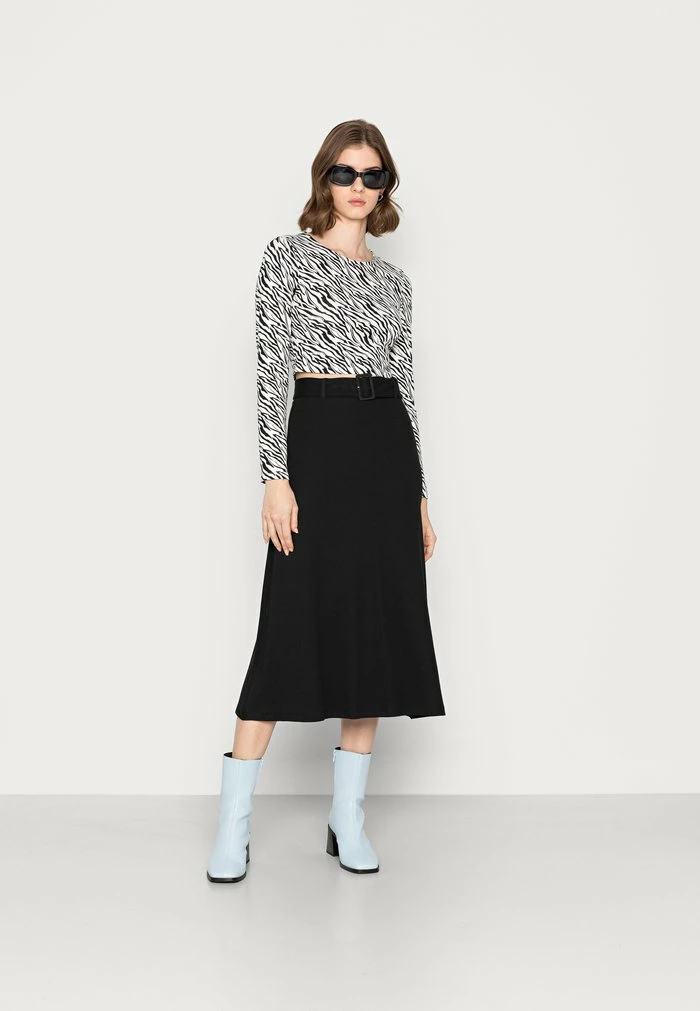 Remise 👍 REDEZIGN - Jupe Trapèze - Black 👍 2 Remise 👍 REDEZIGN - Jupe Trapèze - Black 👍 – Image 2