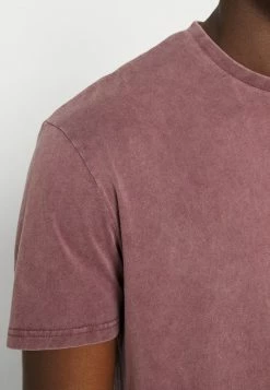 Bon marché 🤩 Zign 2 PACK - T-shirt Basique - Black/bordeaux ✨ 11 Bon marché 🤩 Zign 2 PACK - T-shirt Basique - Black/bordeaux ✨ -Pas Cher Zign Boutique 0f4945a27d9b43c2974343812bb11e6f