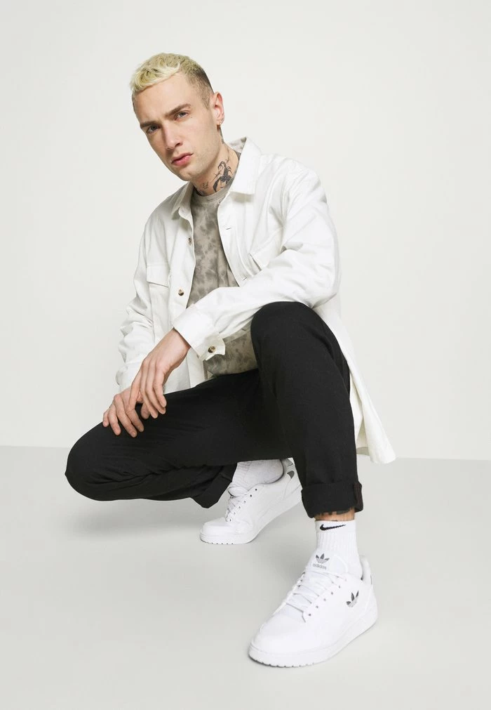 Remise 👍 Zign UNISEX - T-shirt à Manches Longues - Olive ⭐ 4 Remise 👍 Zign UNISEX - T-shirt à Manches Longues - Olive ⭐ – Image 4