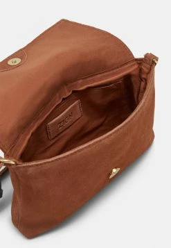 Meilleure affaire 😉 Zign LEATHER - Sac Bandoulière - Cognac ✨ -Pas Cher Zign Boutique 14c20f3901b141bea454250b32c5ba57