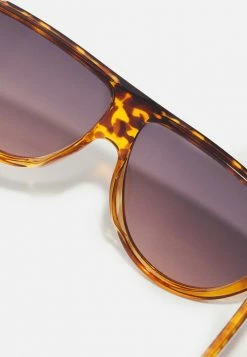 Remise 🎉 Zign Lunettes De Soleil - Brown 🤩 -Pas Cher Zign Boutique 32762725d32e4ffbabb00cf0e5eefbfe