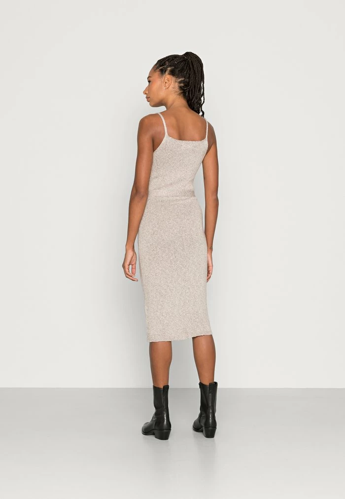 Tout neuf 🧨 Zign Robe Pull - Sand ✨ 3 Tout neuf 🧨 Zign Robe Pull - Sand ✨ – Image 3