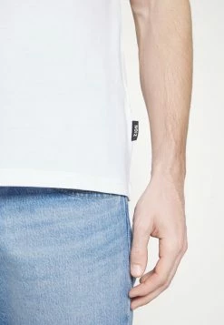 Tout neuf 🛒 Zign UNISEX - T-shirt Basique - White 🌟 -Pas Cher Zign Boutique 4d7b1ccbb4004824919924f8c73e4598