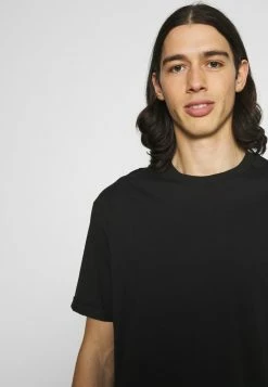 Offres 🤩 Zign UNISEX - T-shirt Basique - Black 💯 -Pas Cher Zign Boutique 52a8277fc54040878d7b0b48813e3ced