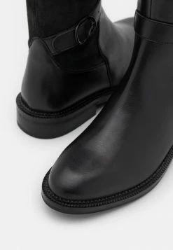 Offres ✔️ Zign LEATHER - Bottes - Black 😉 11 Offres ✔️ Zign LEATHER - Bottes - Black 😉 -Pas Cher Zign Boutique 5b4980e9e07f4af1b69913d9403a82a2