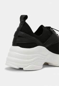 Les meilleures critiques de 🎉 Zign Baskets Basses - Black 👍 13 Les meilleures critiques de 🎉 Zign Baskets Basses - Black 👍 -Pas Cher Zign Boutique 5fbab3fa9ee04a709df3cede01ccd232