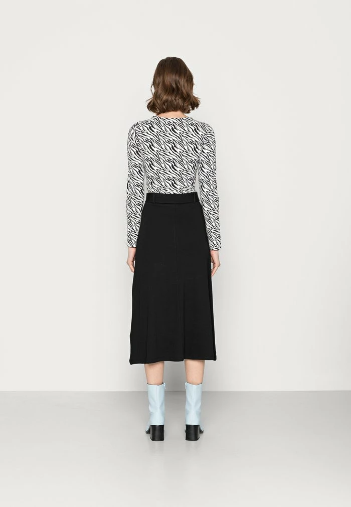 Remise 👍 REDEZIGN - Jupe Trapèze - Black 👍 3 Remise 👍 REDEZIGN - Jupe Trapèze - Black 👍 – Image 3