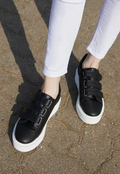 Meilleure affaire 😍 Zign LEATHER - Baskets Basses - Black 🎁 12 Meilleure affaire 😍 Zign LEATHER - Baskets Basses - Black 🎁 -Pas Cher Zign Boutique 72f23cf7ec464caea57ad5414b9b0ab1