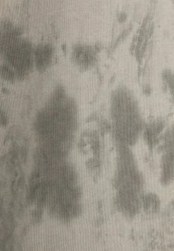 Remise 👍 Zign UNISEX - T-shirt à Manches Longues - Olive ⭐ 13 Remise 👍 Zign UNISEX - T-shirt à Manches Longues - Olive ⭐ -Pas Cher Zign Boutique 775ee5f193344bea99b5d40d0ed5c7fe