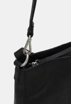 Les meilleures critiques de 🌟 Zign LEATHER - Sac à Main - Black 🌟 8 Les meilleures critiques de 🌟 Zign LEATHER - Sac à Main - Black 🌟 -Pas Cher Zign Boutique 7d1369267284464aa498982bc866dc6d