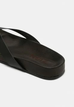 Meilleur prix ✨ Zign Tongs - Black 🔥 -Pas Cher Zign Boutique 8850dcb2c18d41b4888120fca4f3ec01