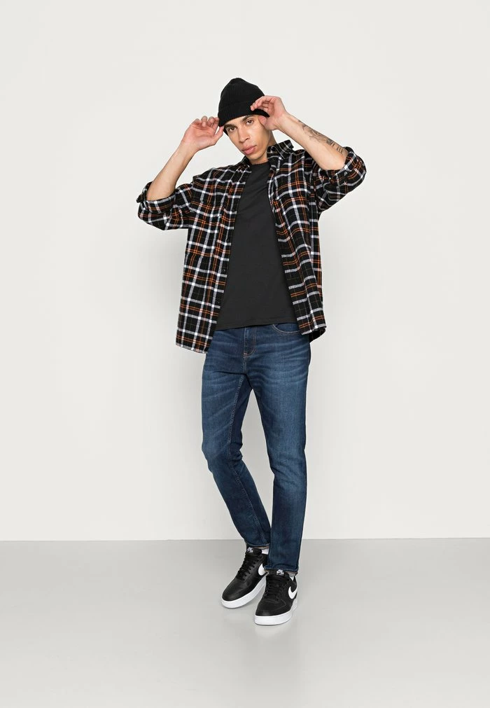 Meilleure vente 🌟 Zign UNISEX - T-shirt Basique - Black 🥰 2 Meilleure vente 🌟 Zign UNISEX - T-shirt Basique - Black 🥰 – Image 2