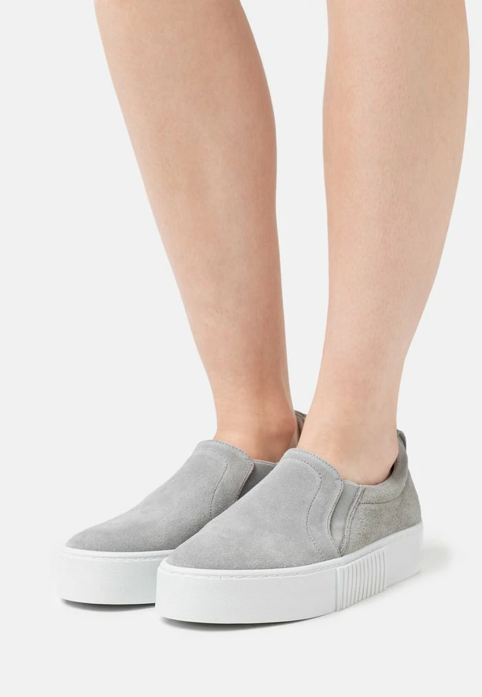 Coupon ✔️ Zign Baskets Basses - Light Grey 🌟 1 Coupon ✔️ Zign Baskets Basses - Light Grey 🌟