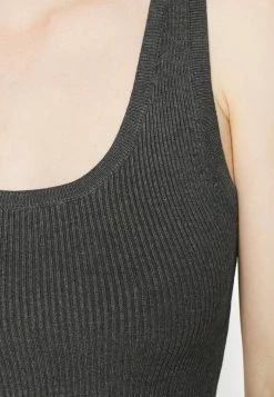 Meilleure vente ⭐ Zign Débardeur - Mottled Dark Grey ✔️ 10 Meilleure vente ⭐ Zign Débardeur - Mottled Dark Grey ✔️ -Pas Cher Zign Boutique ad2137092e3d4c6a9dbac6ba87acd370