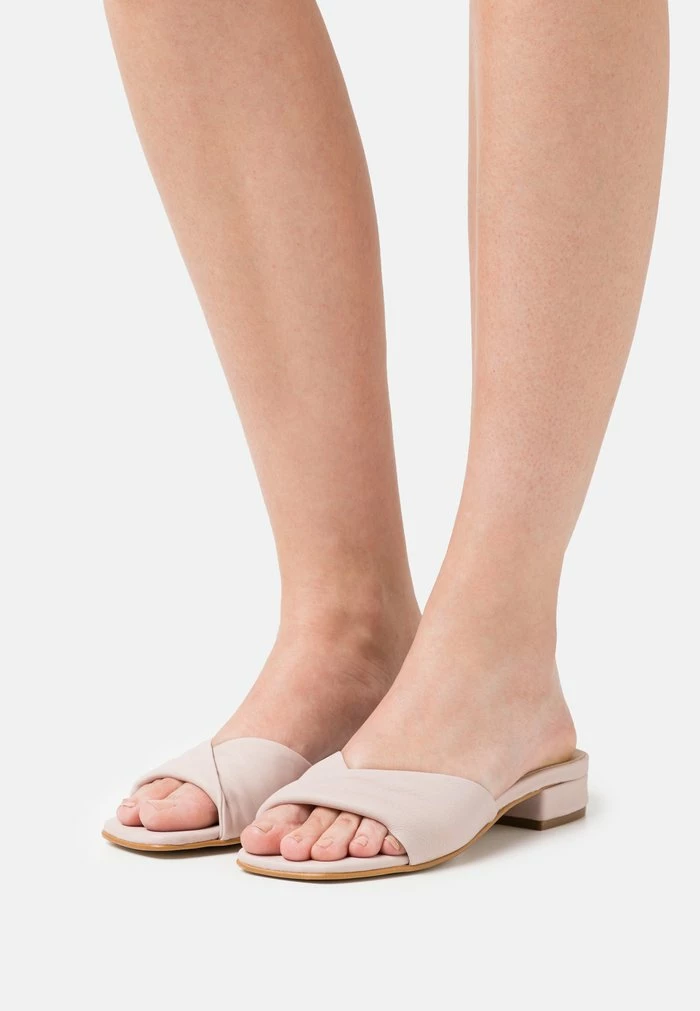 Budget 🤩 Zign Mules - Light Pink 🎁 1 Budget 🤩 Zign Mules - Light Pink 🎁