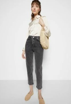 De gros 😀 Zign Jean Slim - Grey Denim 🔥 -Pas Cher Zign Boutique b1e9b52c1dbe4ec48e2f71195ed20478