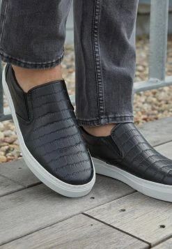 De gros ⌛ Zign LEATHER UNISEX - Mocassins - Black ⭐ -Pas Cher Zign Boutique b4ef4d9f8b094056af66c6ab1387b2cc