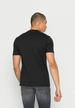 Grosses soldes 🛒 2 PACK ZIGN UNISEX - T-shirt Basique - White/black 🤩 8 Grosses soldes 🛒 2 PACK ZIGN UNISEX - T-shirt Basique - White/black 🤩 -Pas Cher Zign Boutique bd588355ae664c2f89c4be25365f5550