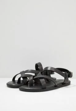 Meilleure affaire ✔️ Zign LEATHER - Tongs - Black 🎁 -Pas Cher Zign Boutique d6936d7c565146989b27ecd6687bf69c