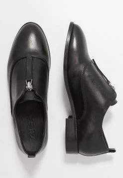 Les meilleures critiques de 🎁 Zign LEATHER - Mocassins - Black 🔔 10 Les meilleures critiques de 🎁 Zign LEATHER - Mocassins - Black 🔔 -Pas Cher Zign Boutique ee8a23d04d3444379c2732428ab91ce4