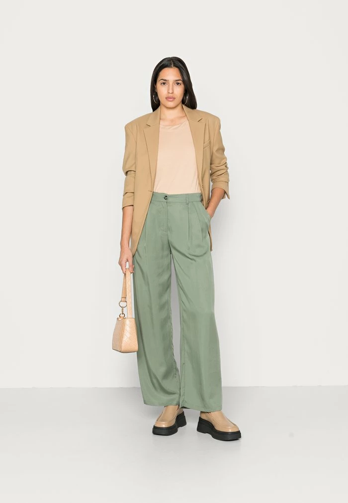 Budget 👍 REDEZIGN - T-shirt Basique - Sand 🥰 2 Budget 👍 REDEZIGN - T-shirt Basique - Sand 🥰 – Image 2