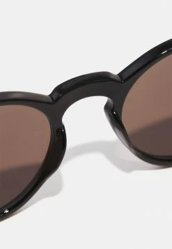 Meilleure vente 💯 Zign UNISEX - Lunettes De Soleil - Black/blue 😍 5 Meilleure vente 💯 Zign UNISEX - Lunettes De Soleil - Black/blue 😍 -Pas Cher Zign Boutique f2aae053f8df425d88c4d4bed5d6ad86