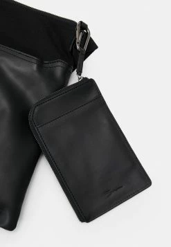 Meilleur prix 🔔 Zign LEATHER UNISEX - Sac Bandoulière - Black ⭐ -Pas Cher Zign Boutique fff76518d6d44a37ad9aea728c36ee7b